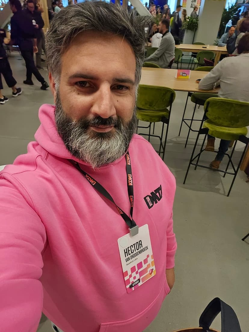 Arc's First Month: 358 Stars, Production POCs, and Small Data SF